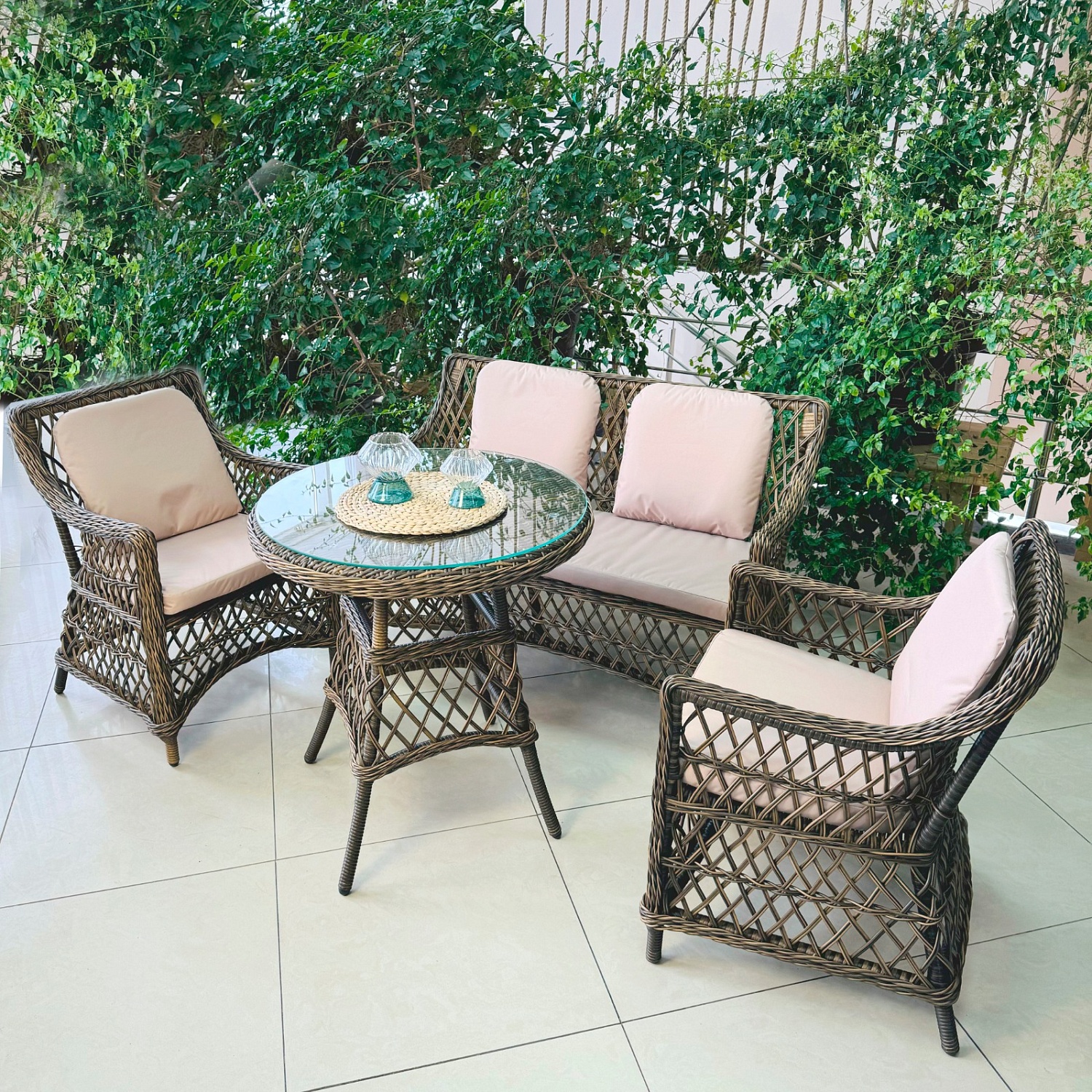 Композиция Марсель/Милан с 2х-местной лавкой