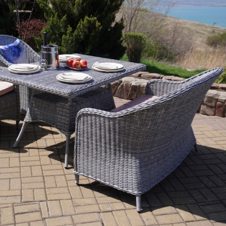 Композиция Уэльс/Милан с обеденным столом 130 см (сплошное плетение)