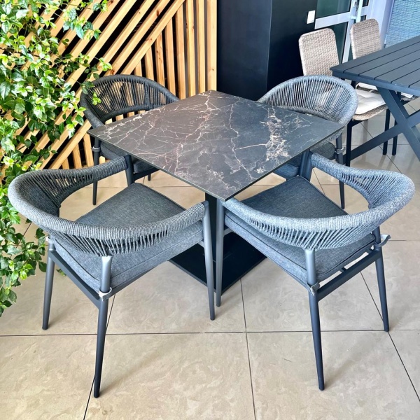 Композиция Мия/Каффе