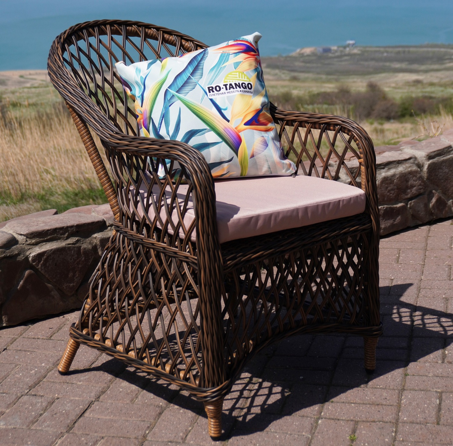 Композиция Уэльс/Милан с обеденным столом 130 см (плетение ромб)