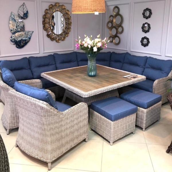 Комплект плетеной мебели РИО-ГРАНДЕ (комплектация: угл. диван, стол 145 см, 2 кресла, 2 пуфа)