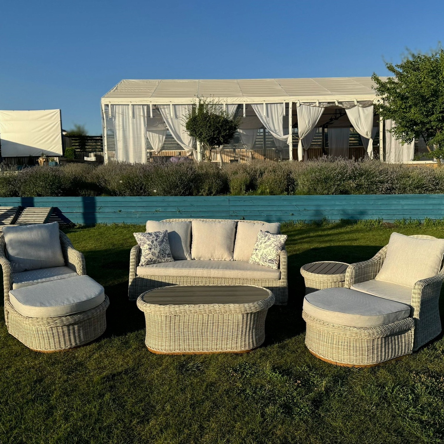 Комплект плетеной мебели "Луна"